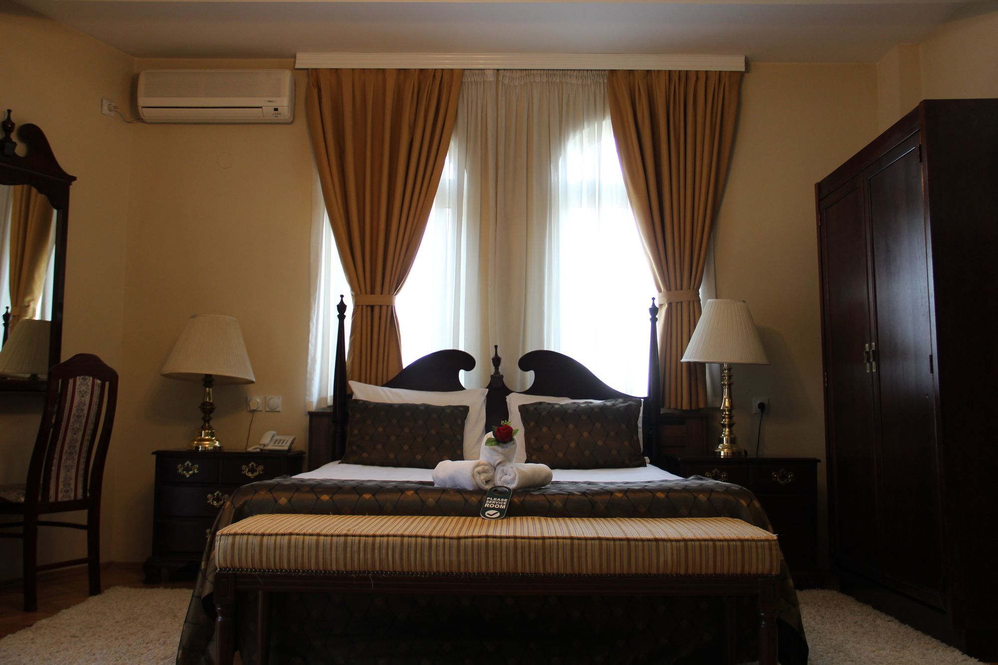 Villa Alexander Skopje Buitenkant foto